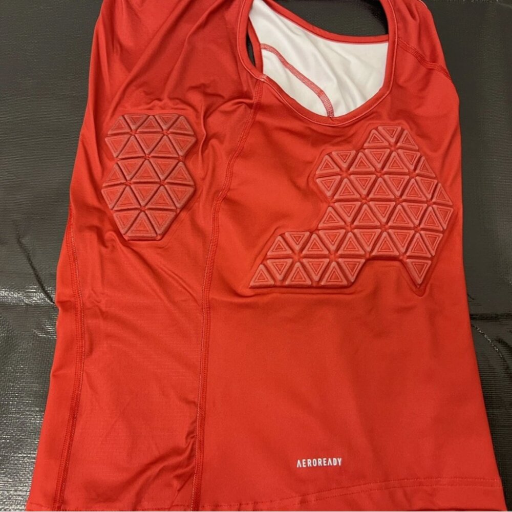 ADIDAS XL PADDED TANK FOR BASKETBALL/ FOOTBALL, NWT RETAIL $80